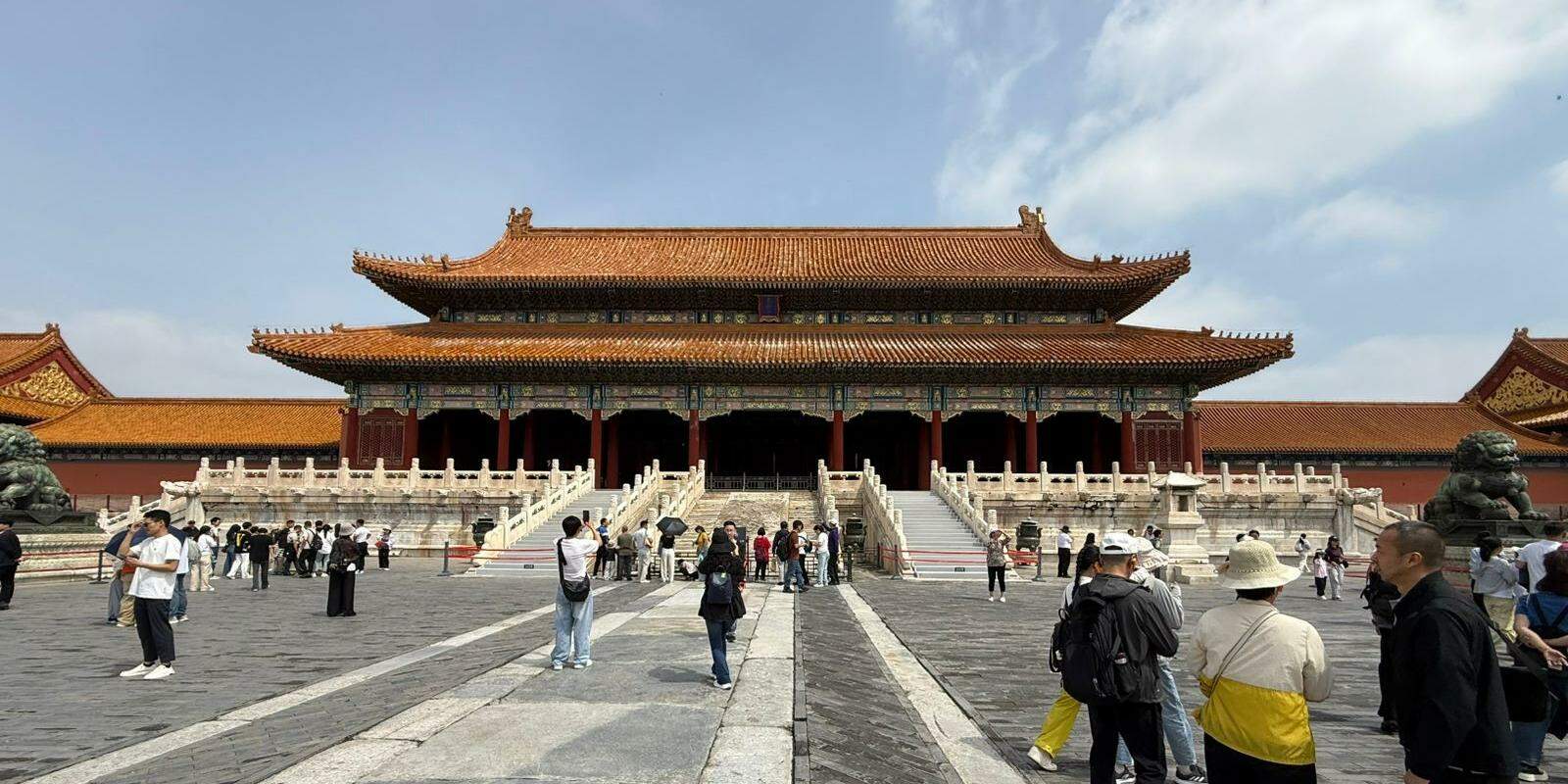 The Forbidden City features monumental dimensions and preserves structures built between the 15th and 17th centuries