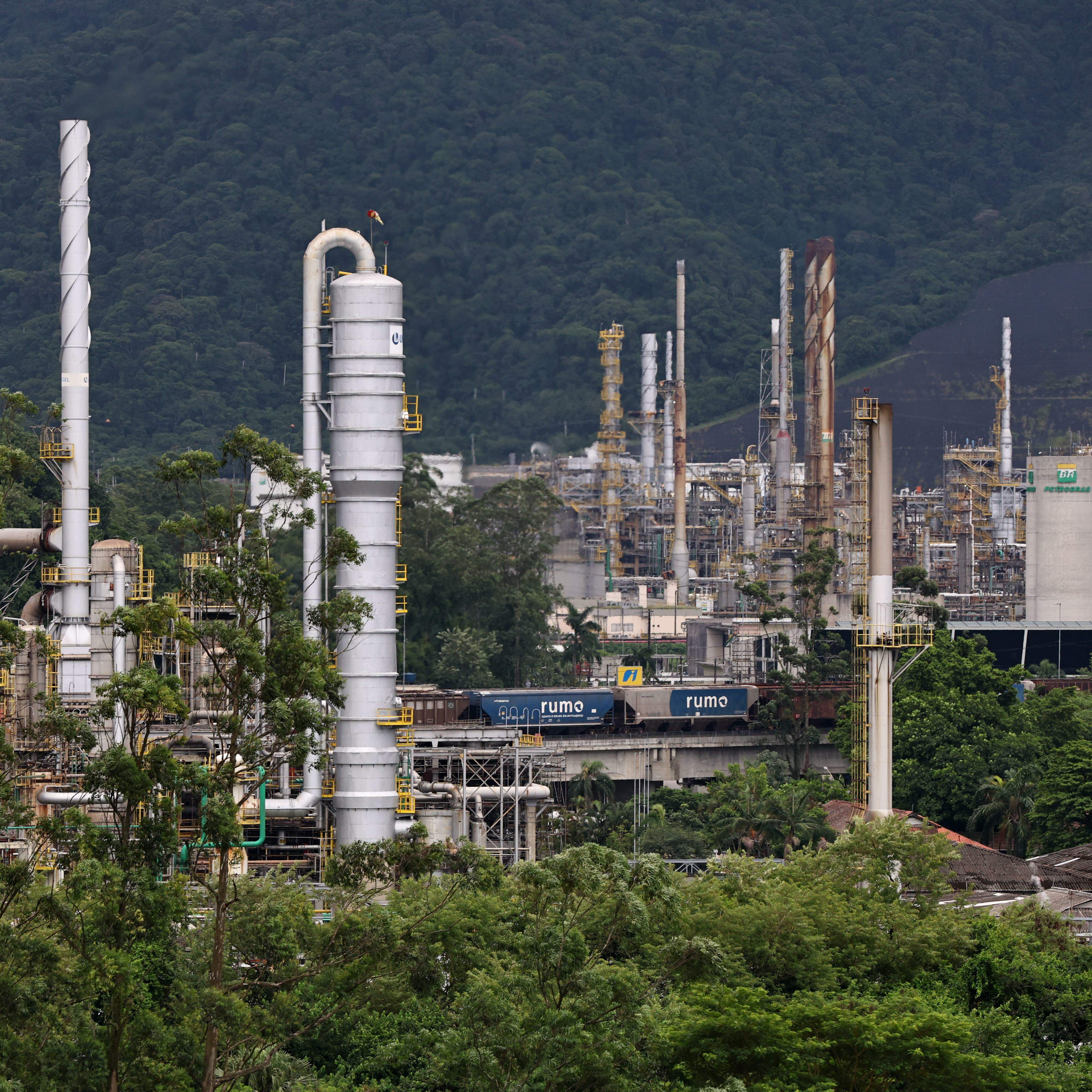 Integração entre diferentes segmentos, como siderurgia, petroquímica, fertilizantes, logística e energia, é importante para o futuro do Polo Industrial de Cubatão