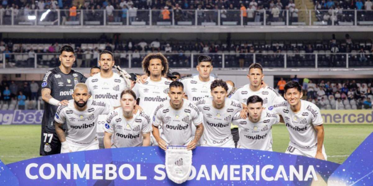 No último jogo pela Sul-Americana, o Santos empatou com o San Lorenzo por 2 a 2 na Vila Belmiro
