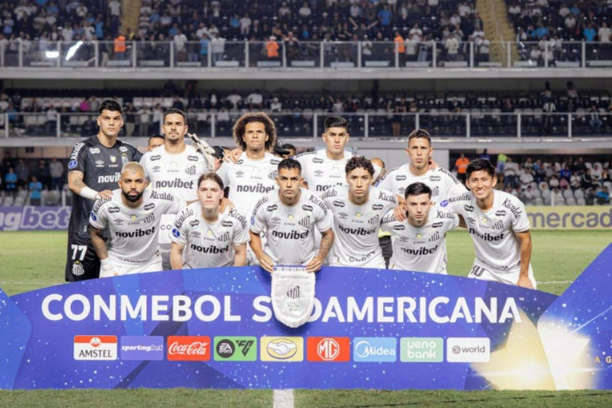 No último jogo pela Sul-Americana, o Santos empatou com o San Lorenzo por 2 a 2 na Vila Belmiro