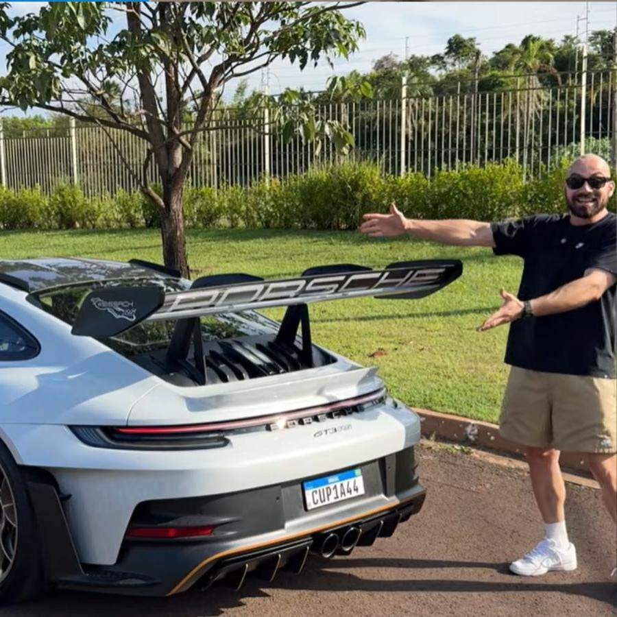Influenciador Luan Marques Galasso publicou vídeo dando detalhes do Porsche 911 GT3 RS, que foi de Neymar