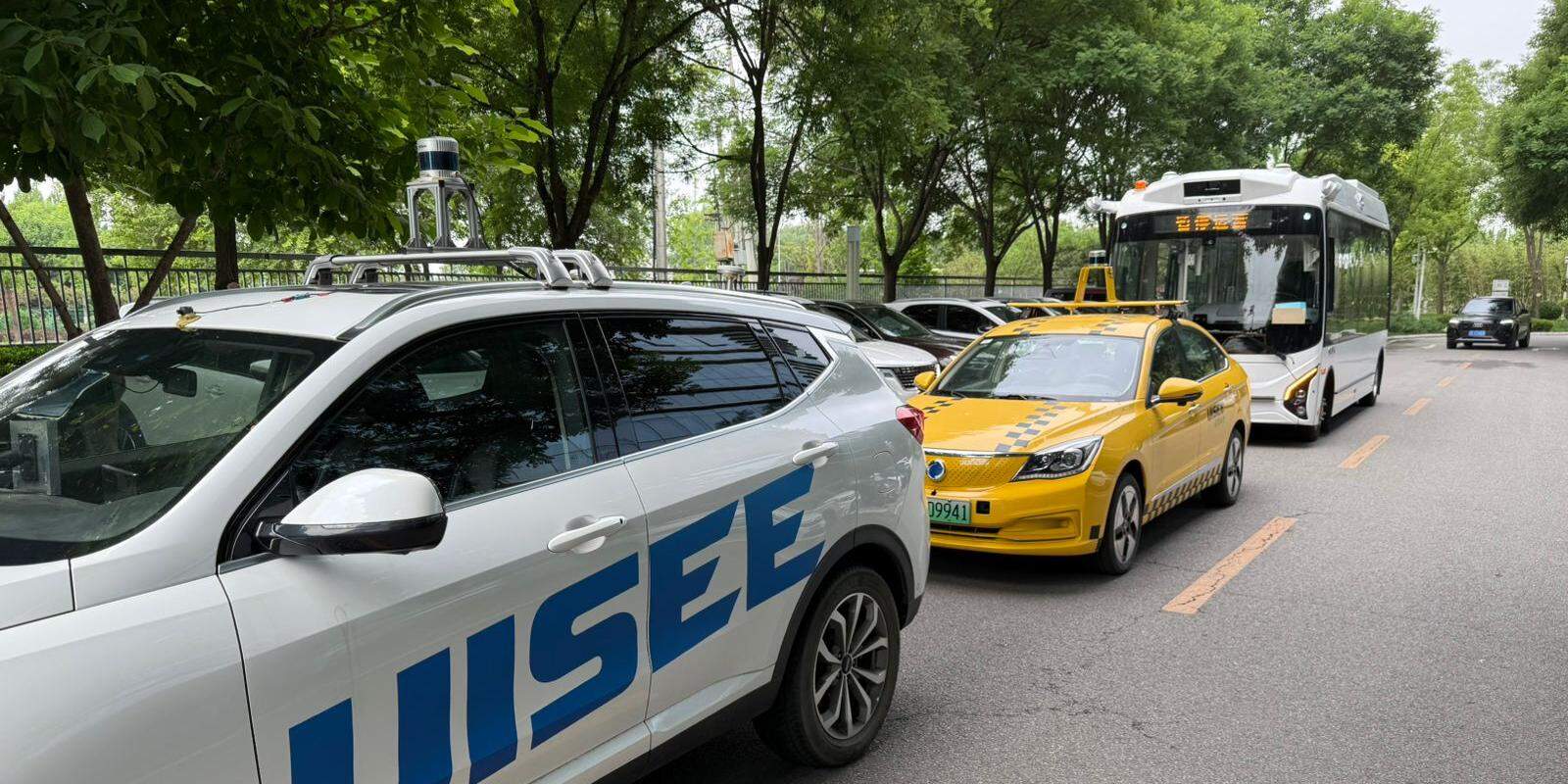 Veículos autônomos da UiSee foram apresentados à delegação formada por empresários, autoridades e executivos em Pequim