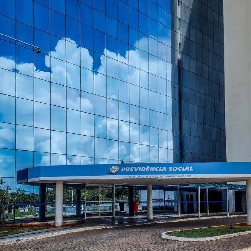 Vazamento de dados no INSS expõe 2,8 milhões de CPFs; 98% de falecidos