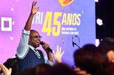 Realizado no auditório do Grupo Tribuna, o show acústico de Thiaguinho durou pouco mais de duas horas e revisitou sua carreira de 22 anos