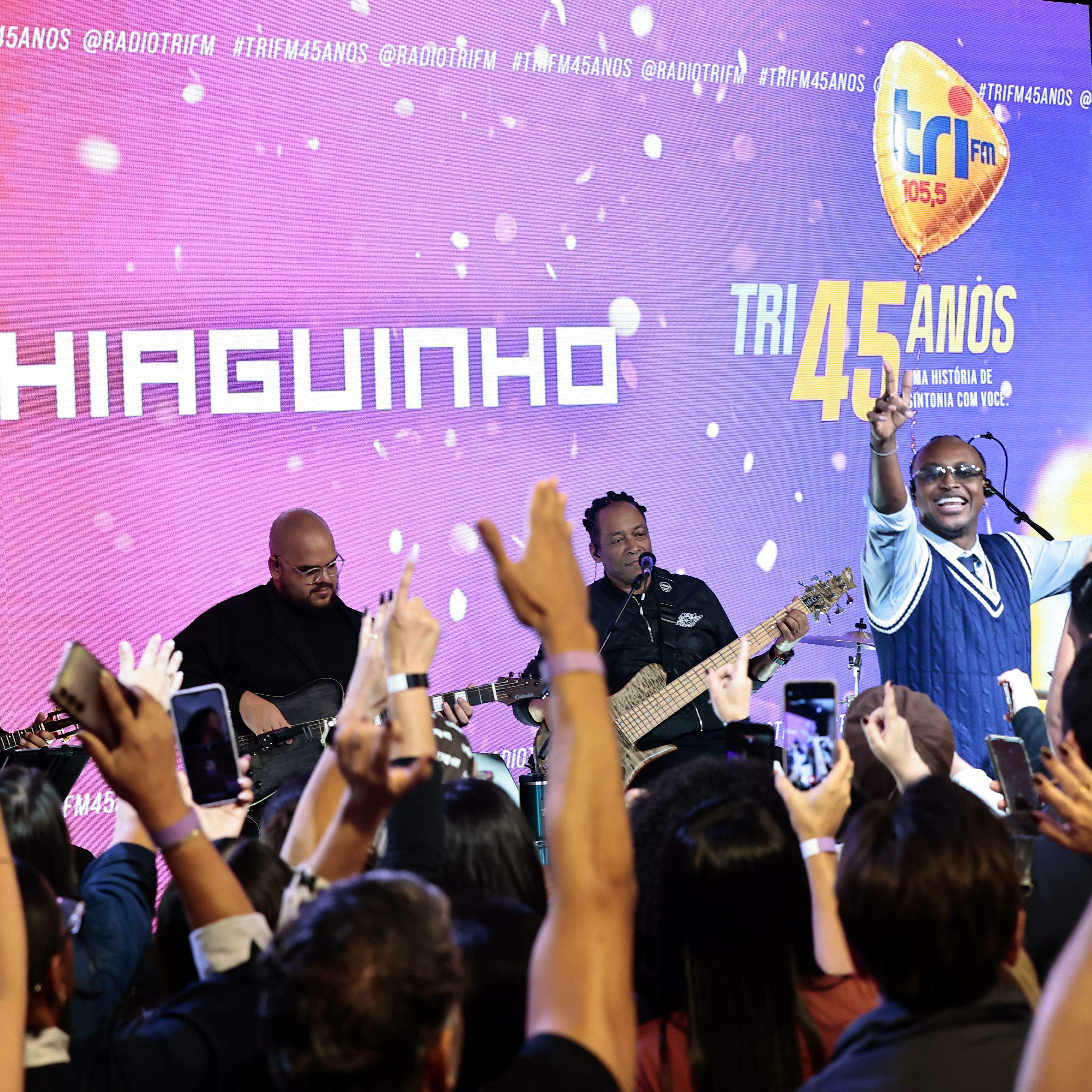 Cantor fez um show de mais de duas horas com grandes sucessos e apresentando sua nova turnê Bem Black, homenagem à música negra