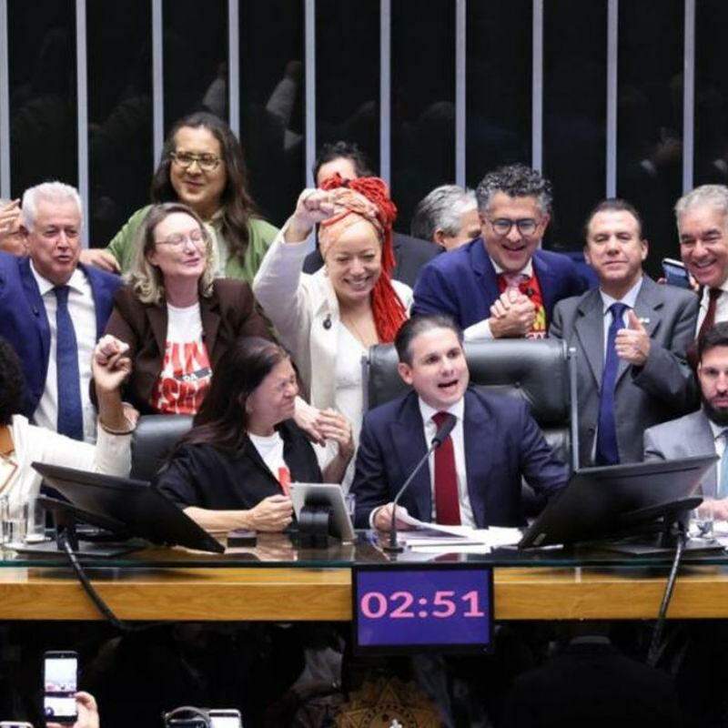 Lula diz que fim da escala 6x1 é 'conquista histórica e civilizatória'