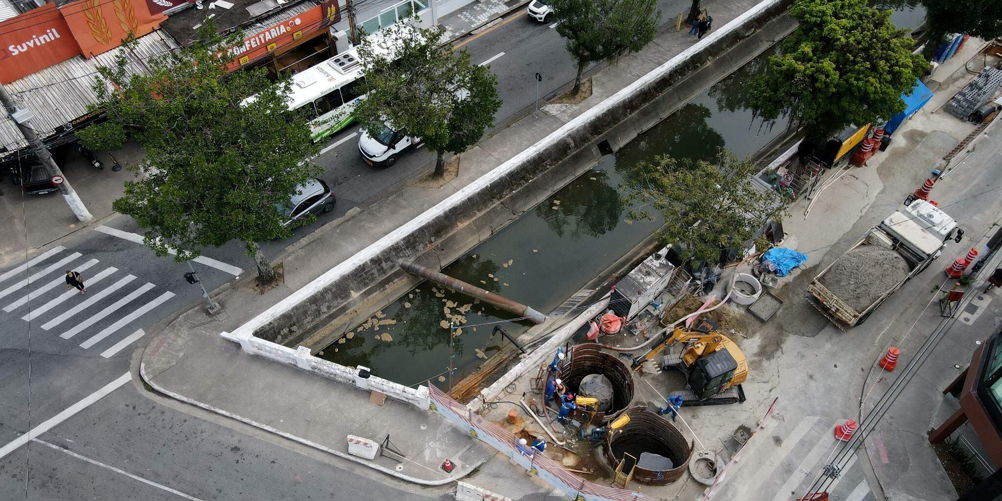 Obras no trecho entre a Avenida Francisco Glicério e a Rua Duque de Caxias começaram em setembro