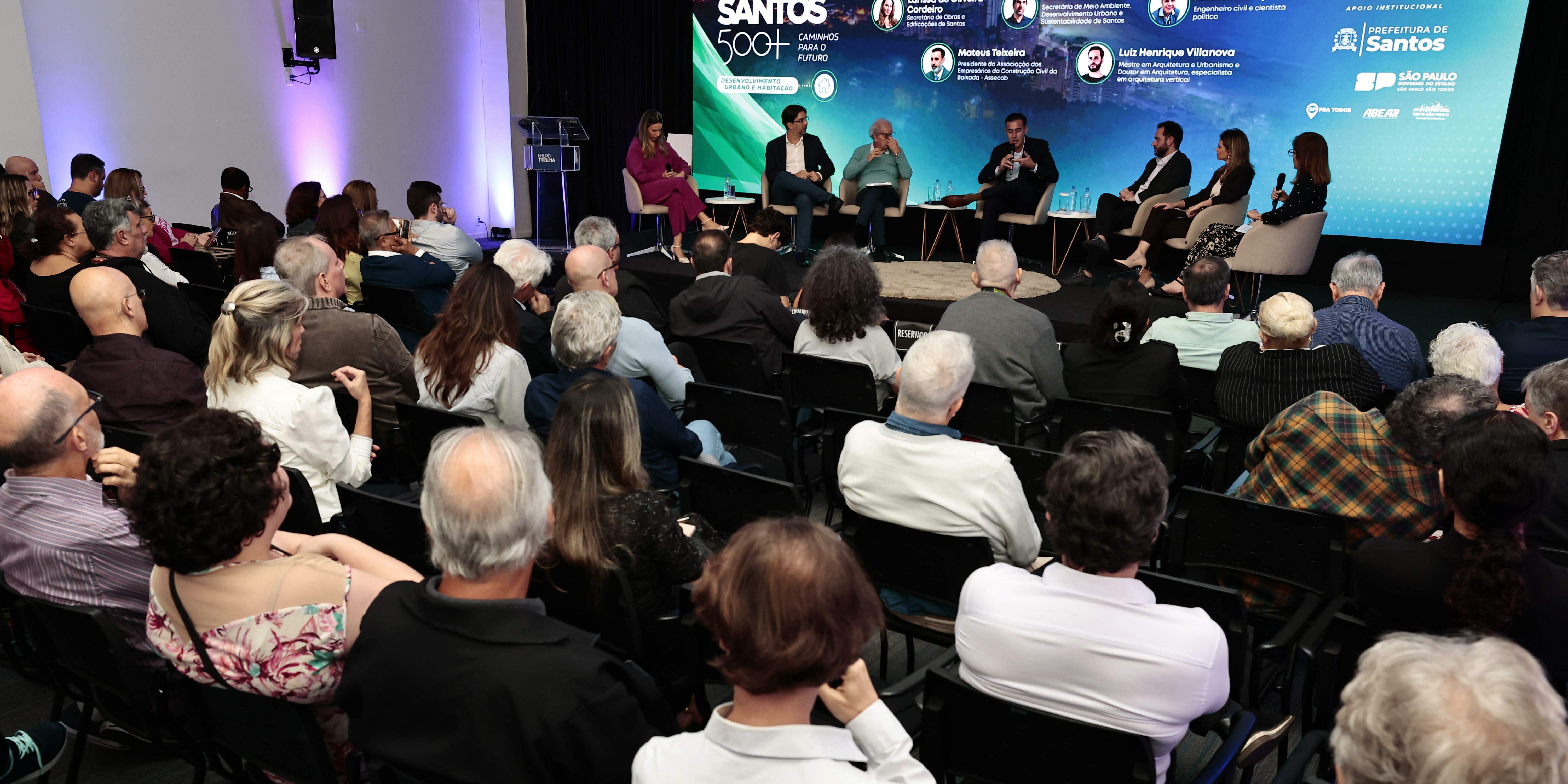Iniciativa ocorreu na tarde desta quinta-feira (28), no auditório do Grupo Tribuna, em Santos. Planejamento urbano foi um aspecto tratado com profundidade
