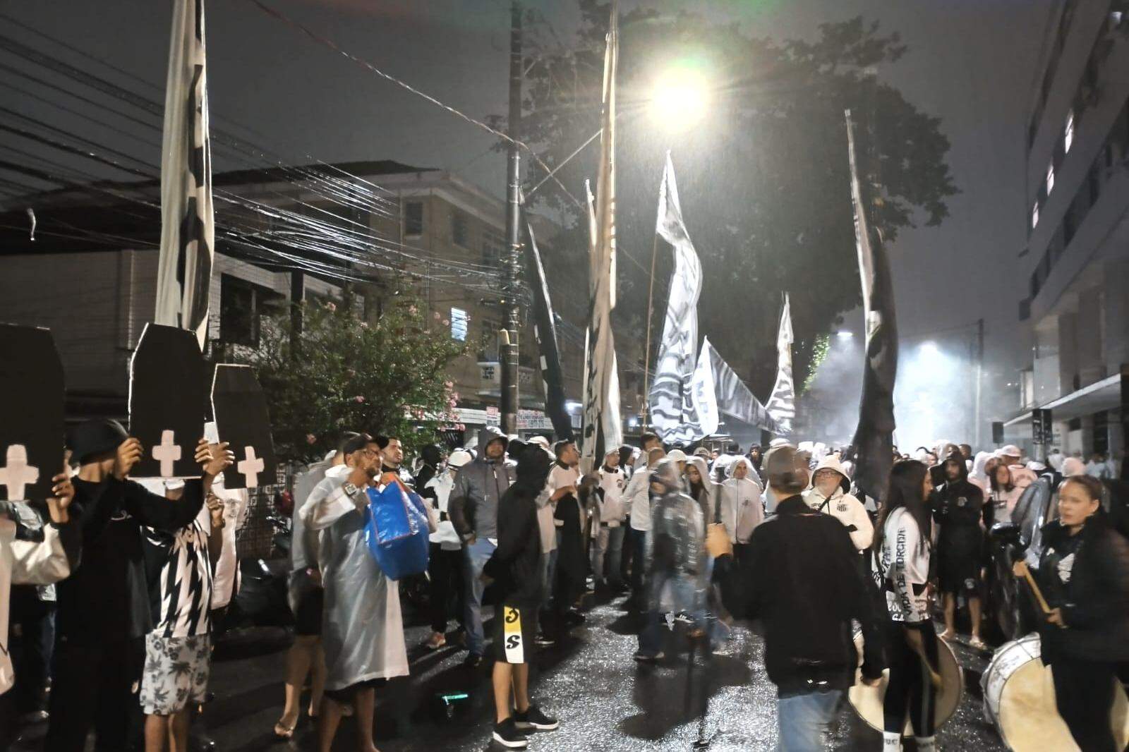 A mobilização dos torcedores do Santos foi decisiva para o Conselho recuasse em mudanças polêmicas
