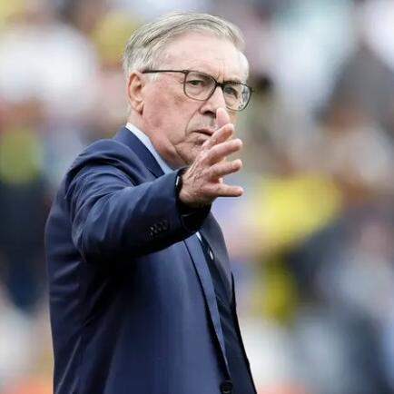 Ancelotti monta seleção brasileira para amistoso com quatro atacantes e indica base para a Copa