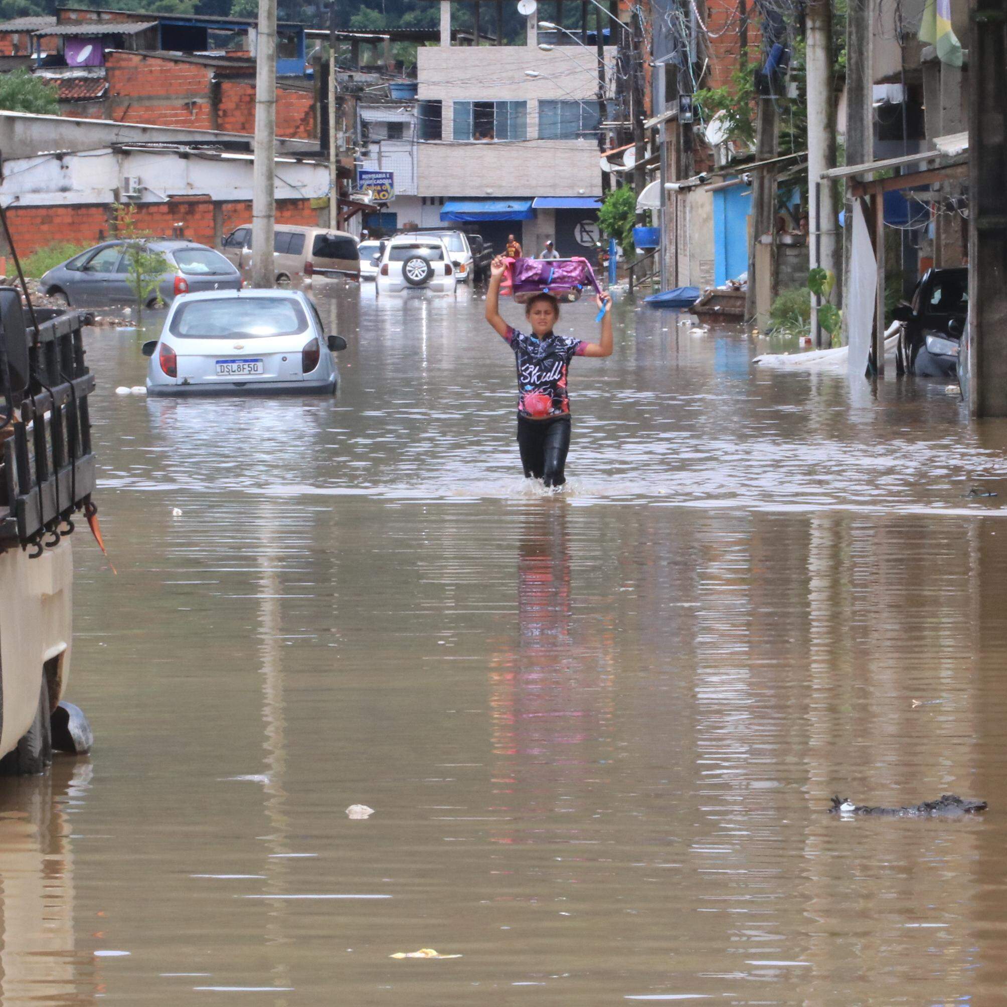 Cidades costeiras podem ter condições mais propícias a chuvas intensas e alagamentos, por exemplo