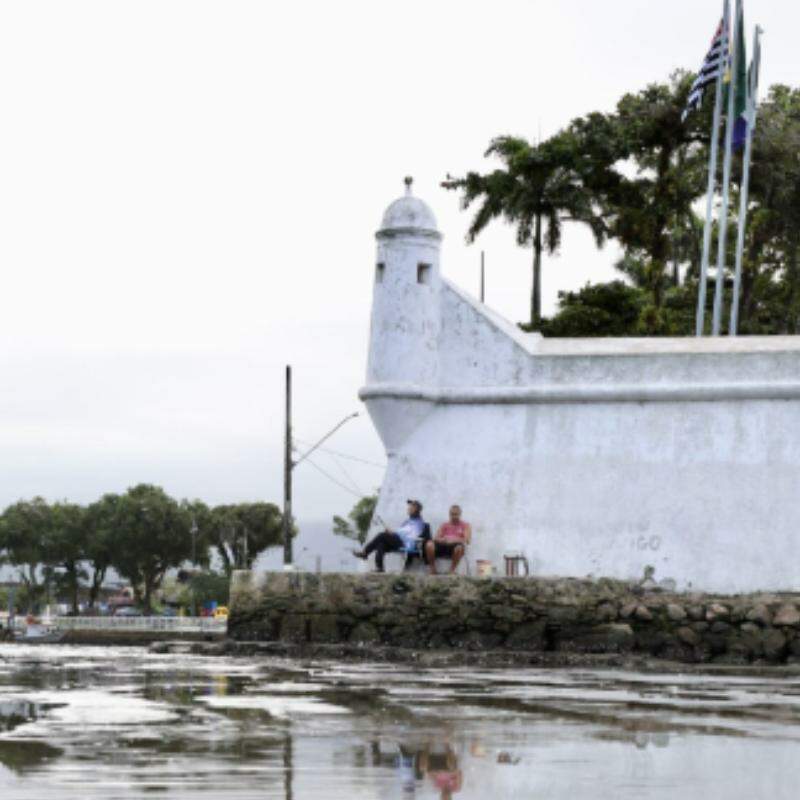 Forte São João é uma atração da caçula da Baixada Santista: força