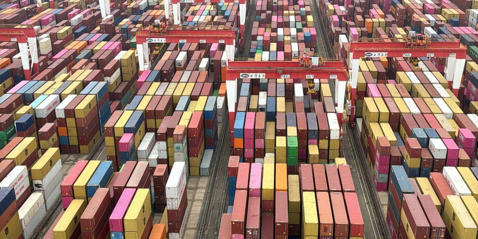 Porto de Xangai, visitado pela comitiva na primeira semana de agenda em solo chinês, teve seus avanços destacados nos veículos do Grupo Tribuna