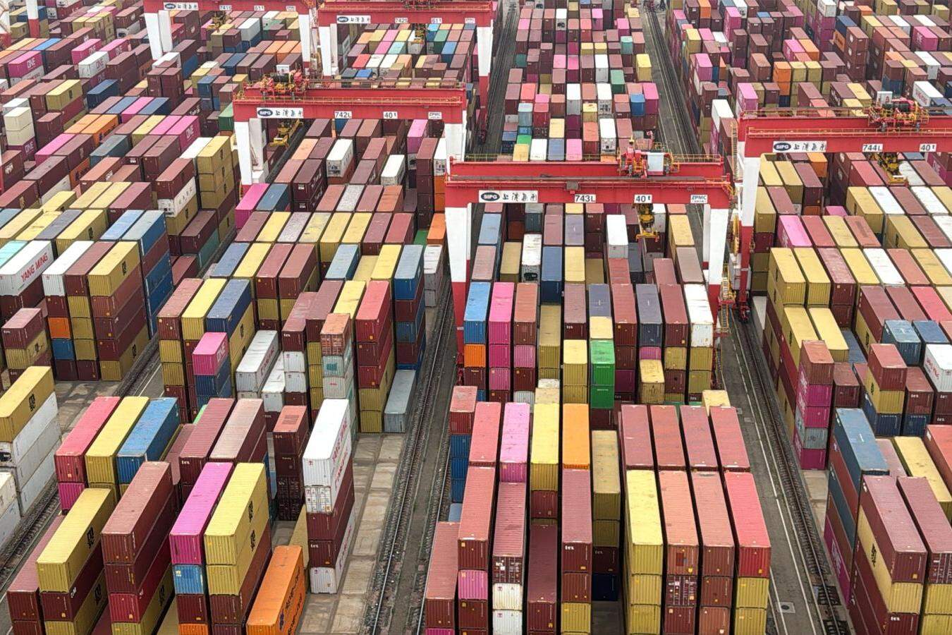 Porto de Xangai, visitado pela comitiva na primeira semana de agenda em solo chinês, teve seus avanços destacados nos veículos do Grupo Tribuna