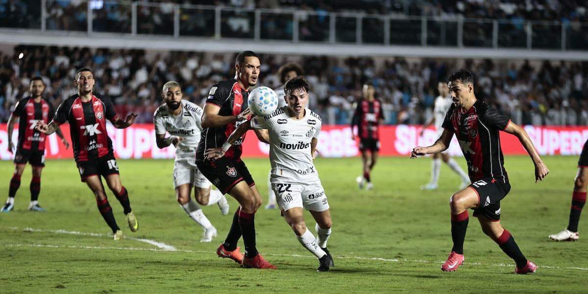 O Santos, de Barreal, conseguiu sair do Z-4 e avançou nas Copas do Brasil e Sul-Americana