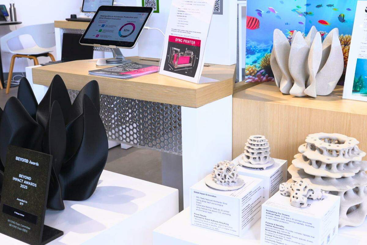 3D printing in Hong Kong creates artificial reefs that help regenerate degraded marine ecosystems; the technology drew the attention of the Brazilian delegation