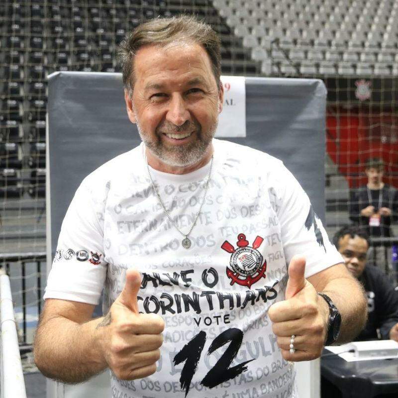 Augusto Melo é expulso do Corinthians e se junta a Andrés e Duilio como ex-sócio do clube