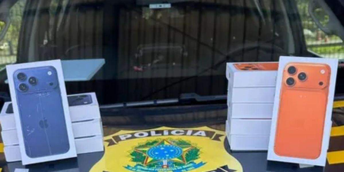 Celulares foram apreendidos na Rodovia Régis Bittencourt, em Barra do Turvo, no Vale do Ribeira