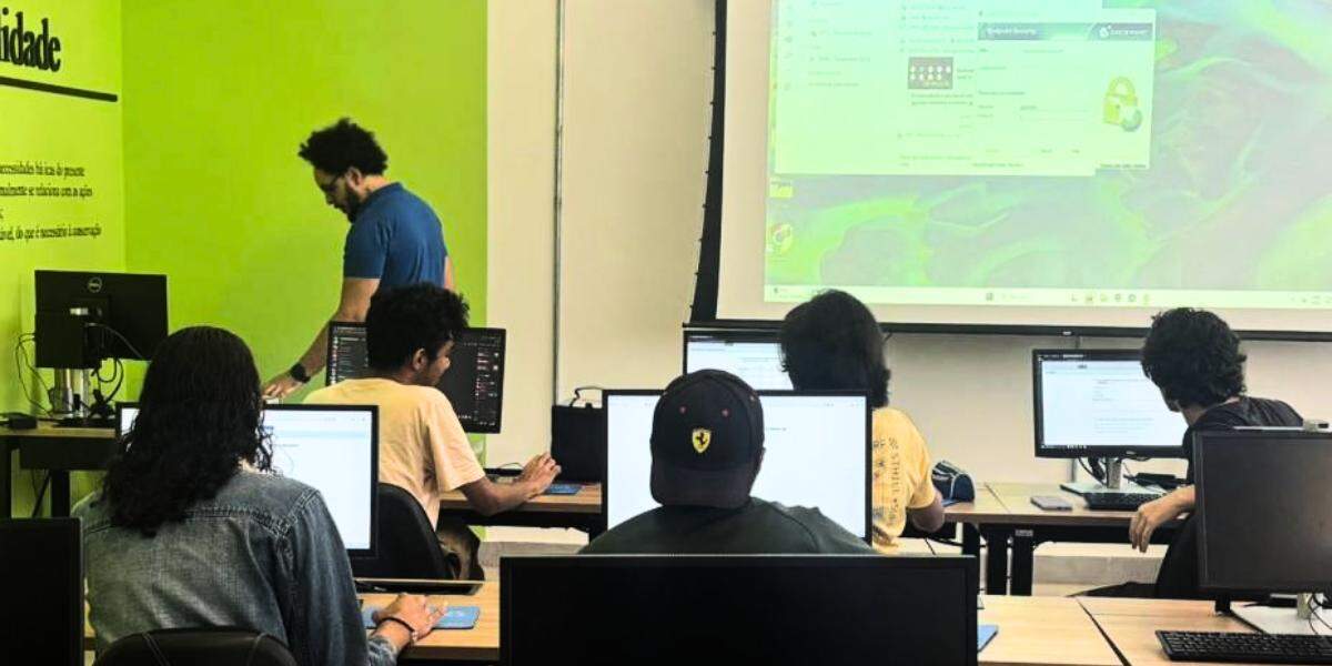As aulas foram iniciadas no último dia 13 de maio, mas ainda é possível se inscrever
