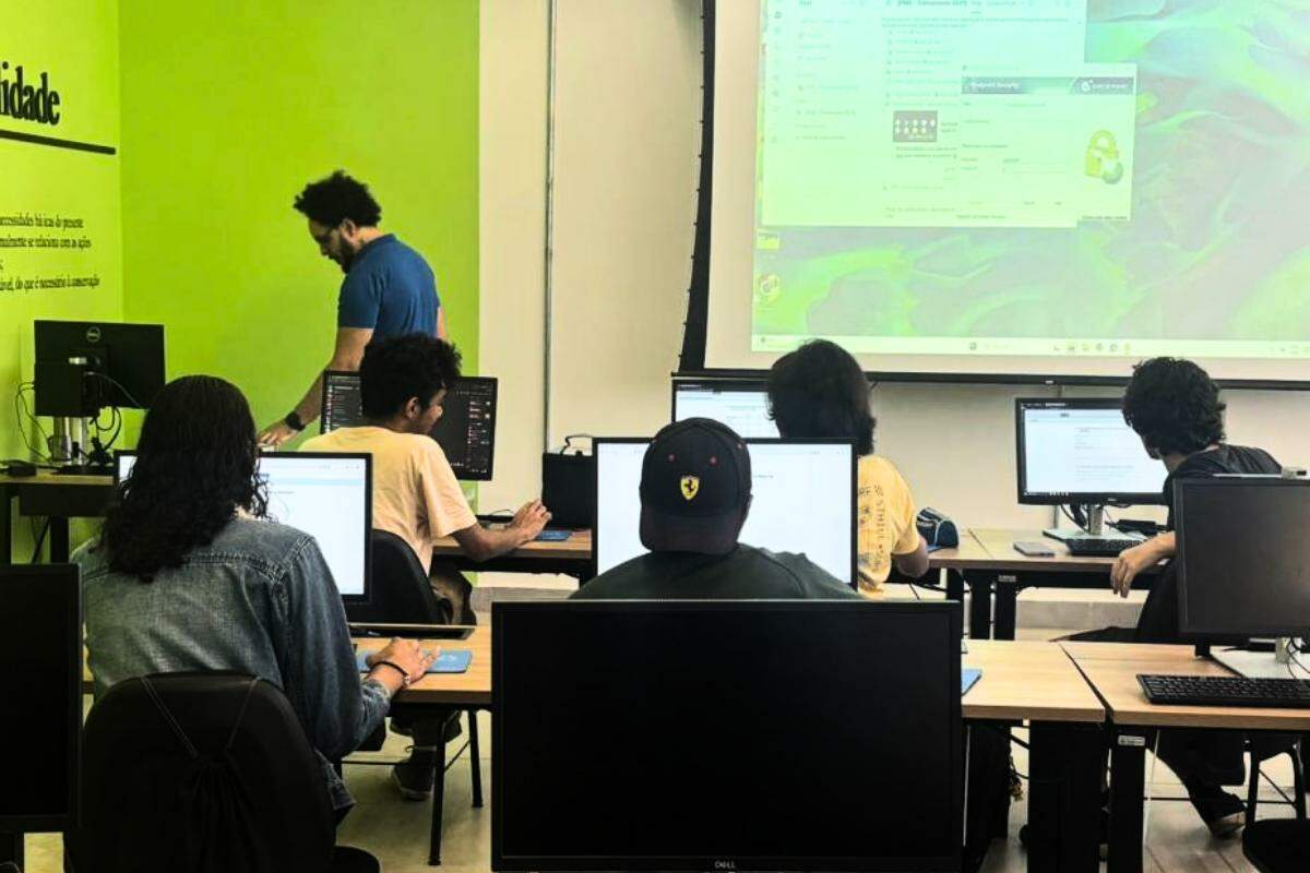 As aulas foram iniciadas no último dia 13 de maio, mas ainda é possível se inscrever