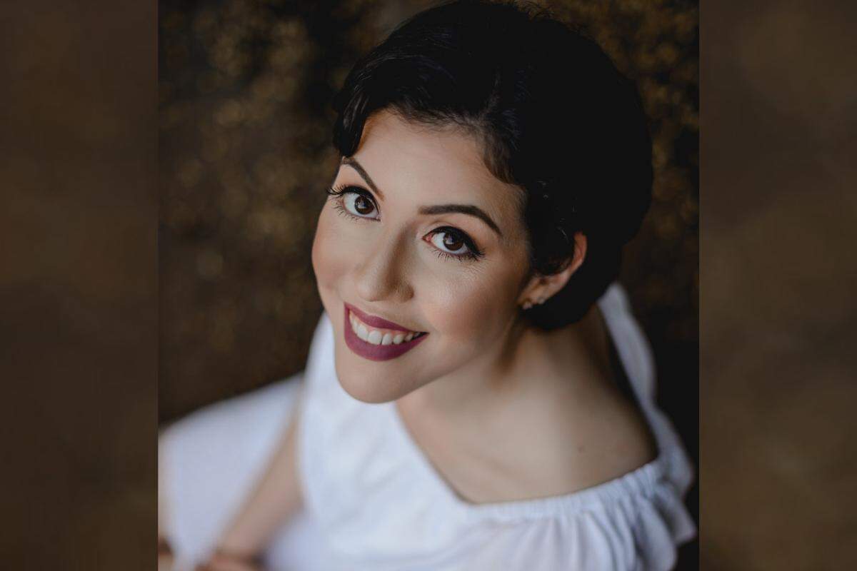 Mezzo-soprano Ana Elisa Portes é uma das atrações do evento