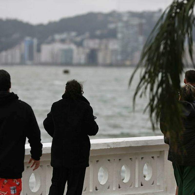 Inmet emite alerta sobre queda de temperatura na Baixada Santista, no restante de São Paulo e outros estados do Brasil