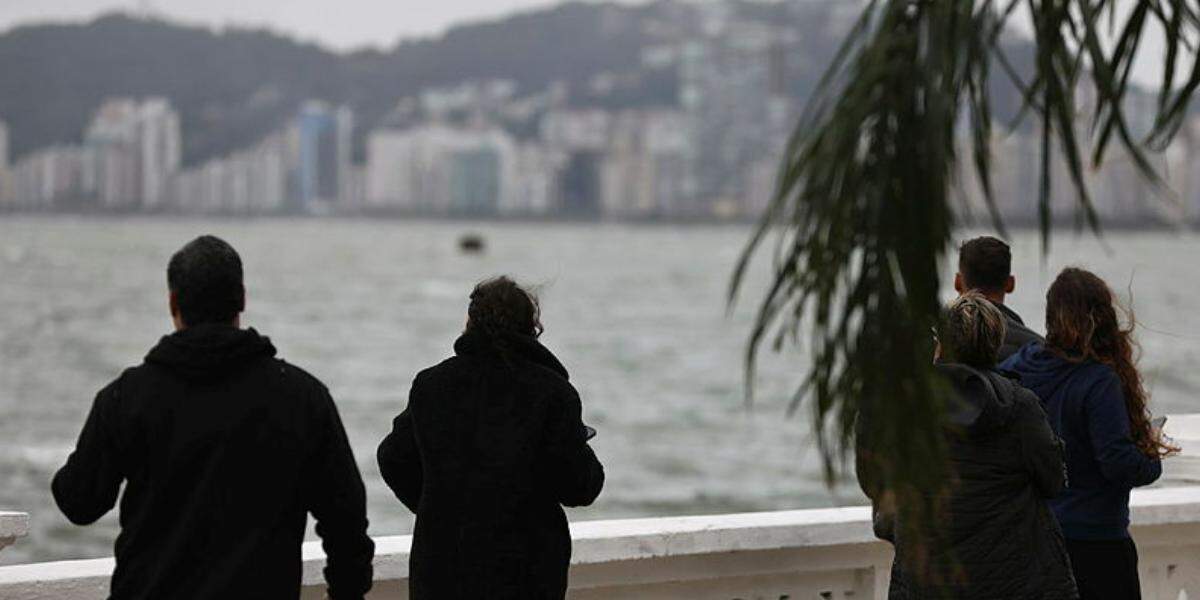 Inmet emite alerta sobre queda de temperatura na Baixada Santista, no restante de São Paulo e outros estados do Brasil