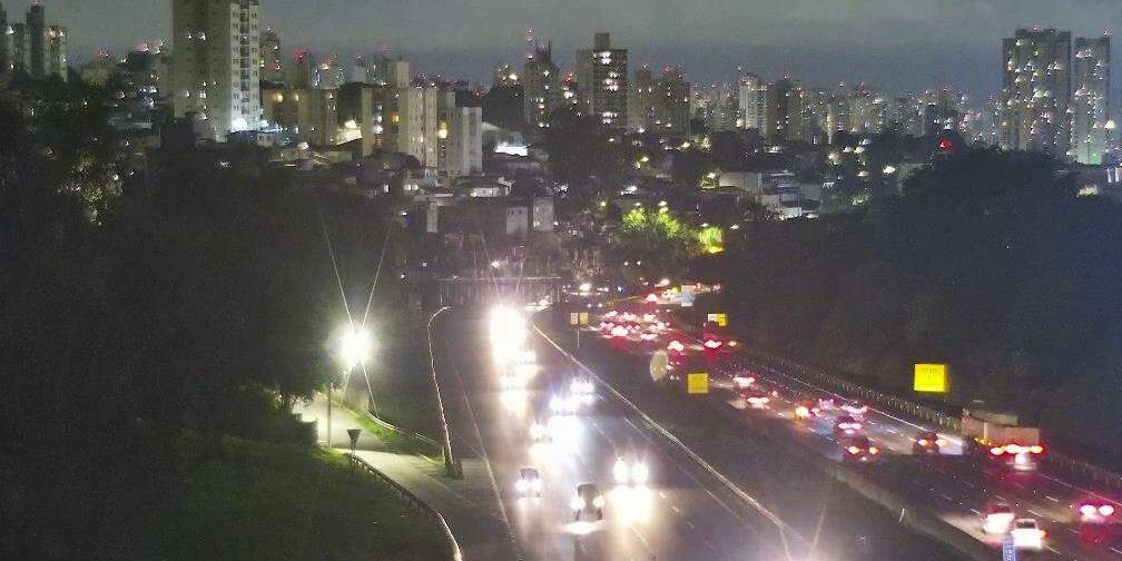 Entrada da Rodovia dos Imigrantes no planalto às 18h07 desta quinta-feira (4)