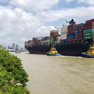 Apenas em abril, foram movimentadas 430,3 mil toneladas em Itajaí