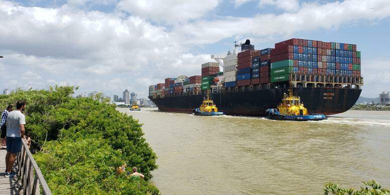 In April alone, 430,300 tonnes were handled in Itajaí