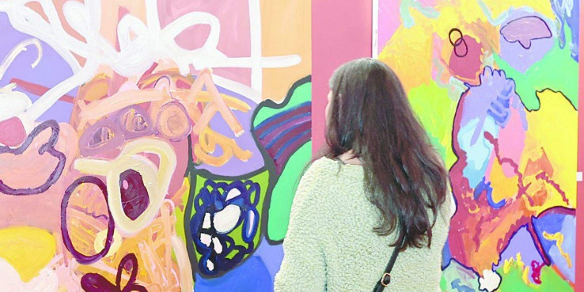 Exposição Naji Ayoub e o Campo Vivo da Pintura permanece aberta