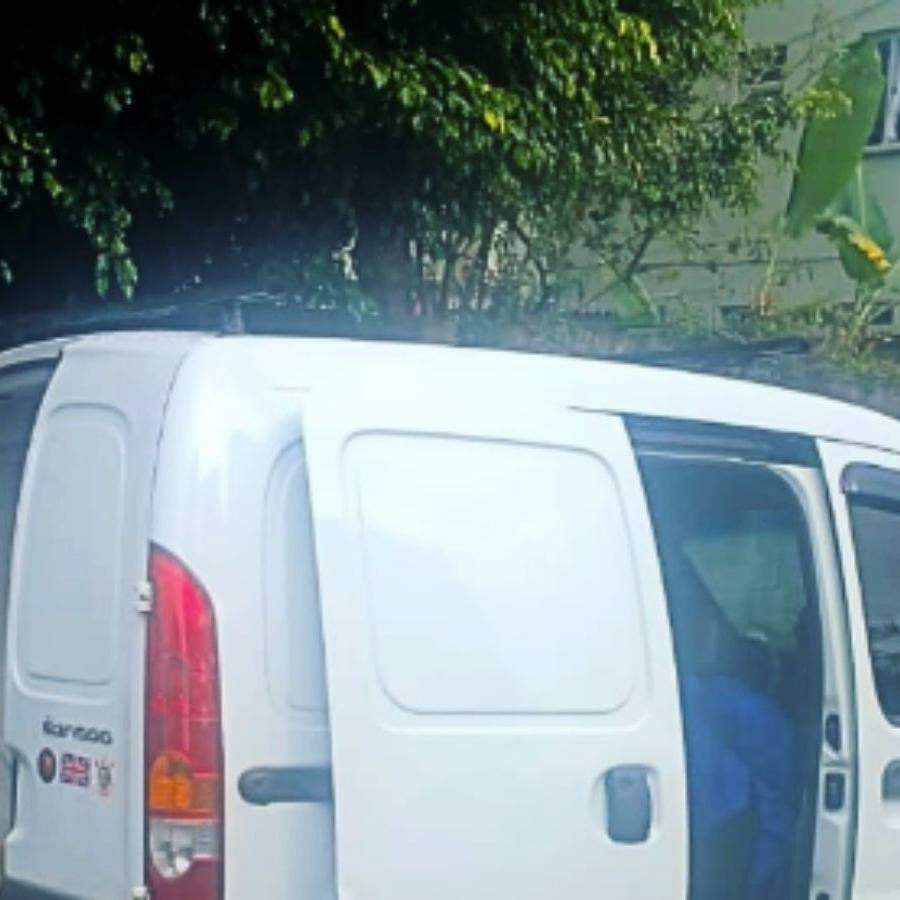 Veículo foi recuperado pela Polícia Militar
