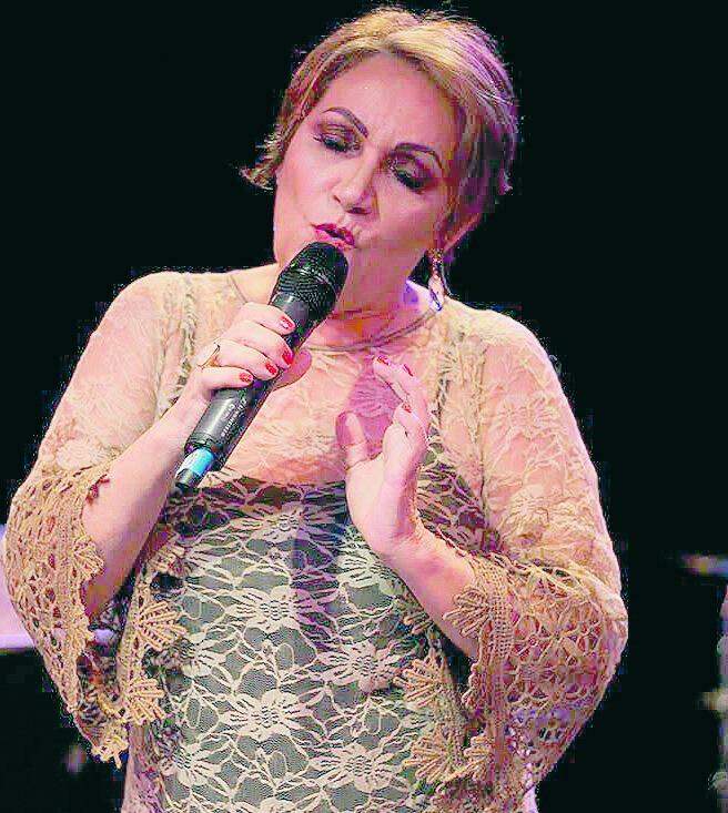 Nadja Soares comanda mais uma edição do tradicional Chorinho no Aquário, na Ponta da Praia