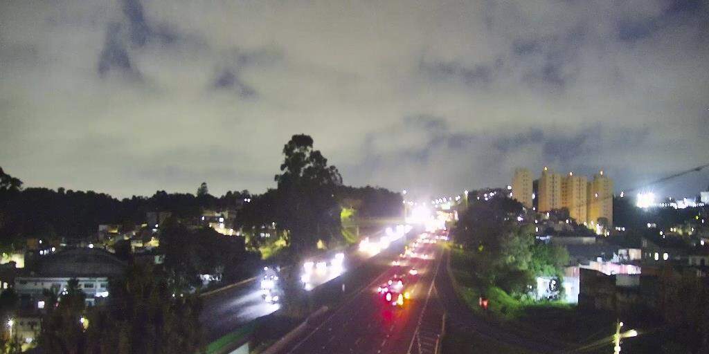 Rodovia dos Imigrantes, km 12, no planalto