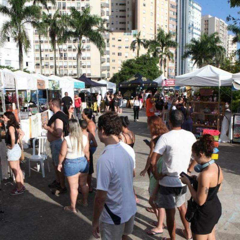 Evento acontece na Ponta da Praia, em Santos