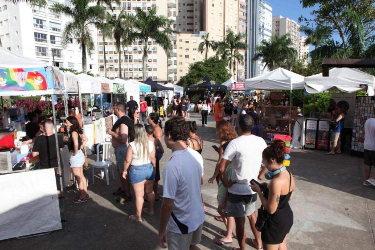 Evento acontece na Ponta da Praia, em Santos