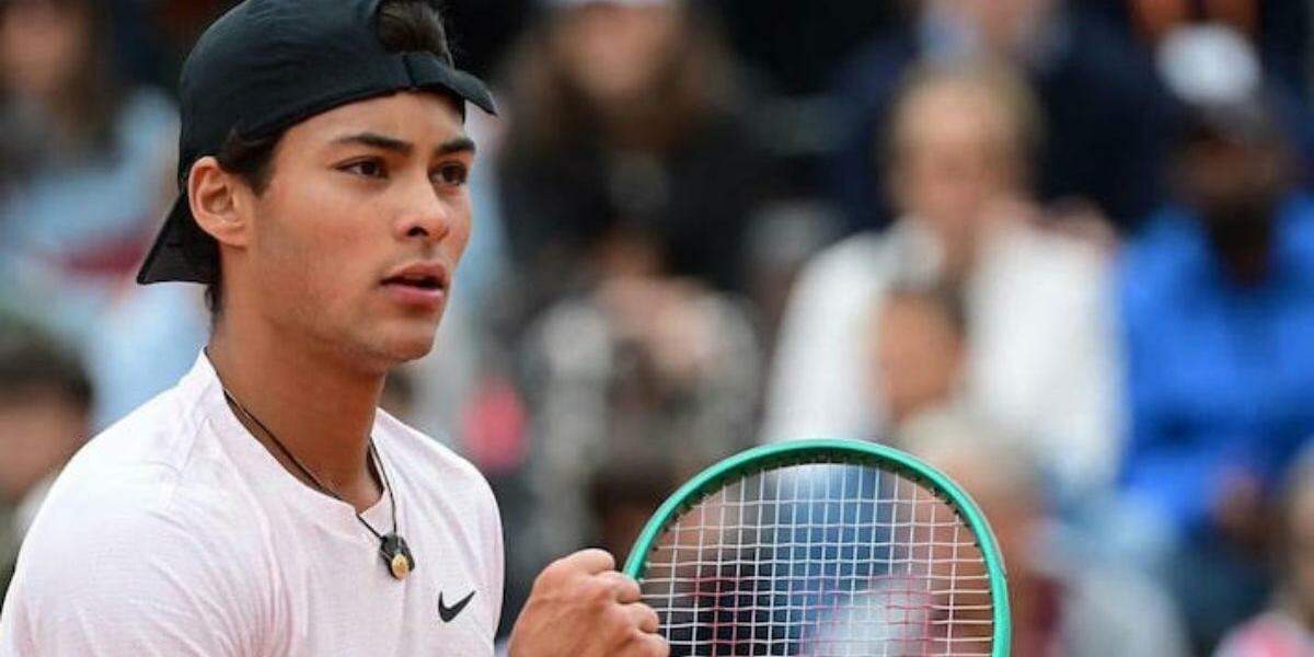 Campeão juvenil em Roland Garros, Guto Miguel diz ser fã de João Fonseca: 'É incrível'