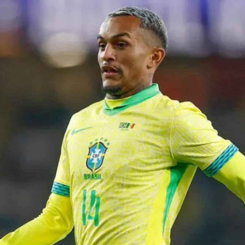 Lateral-direito Wesley foi cortado da seleção e está fora da Copa do Mundo