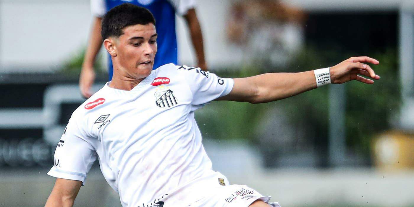 Samuel Pierri ganhou oportunidades com o técnico nos últimos jogos do Peixe