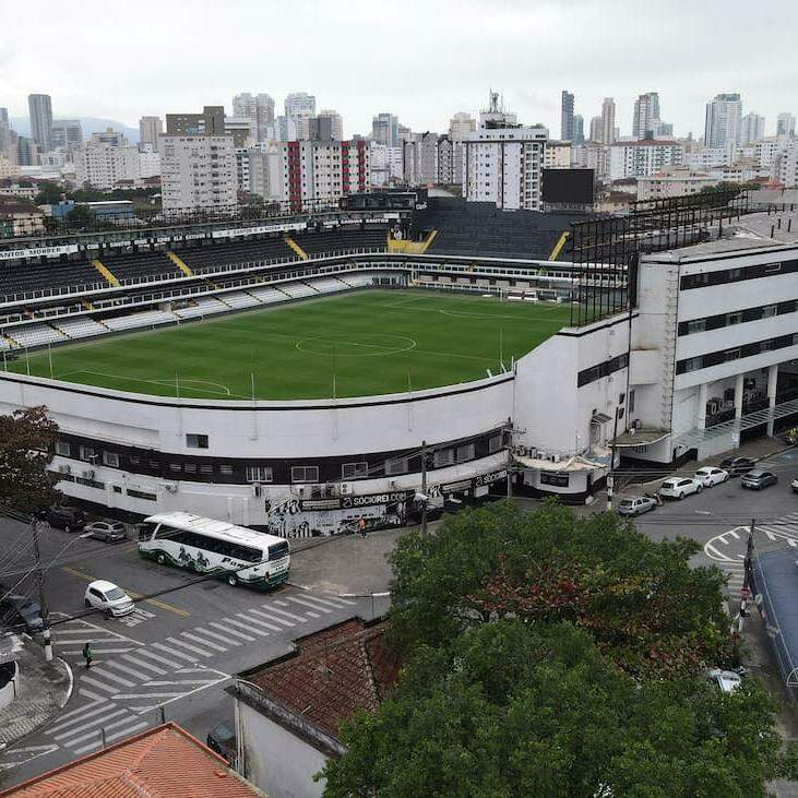 A quinta sessão para votação do novo estatuto, na Vila Belmiro, foi suspensa nesta segunda