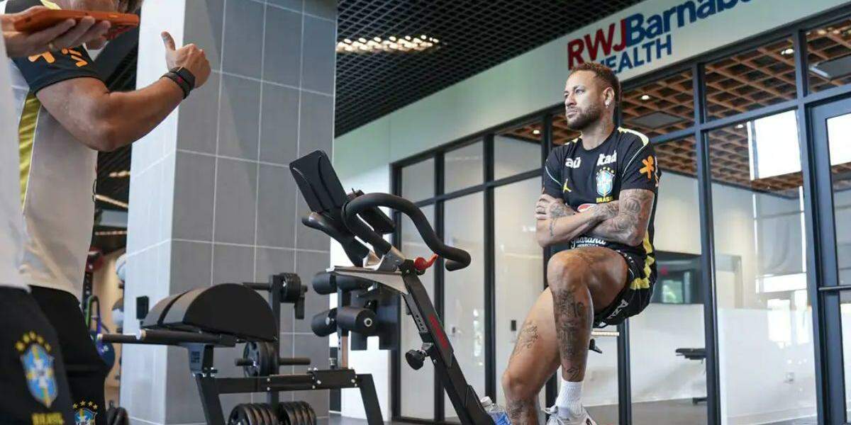 Copa do Mundo: exames de Neymar apontam 'boa evolução', afirma CBF