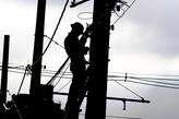 Apenas nos três primeiros meses de 2026 foram registradas 829 denúncias de possíveis fraudes e furtos de energia em Santos, segundo a CPFL