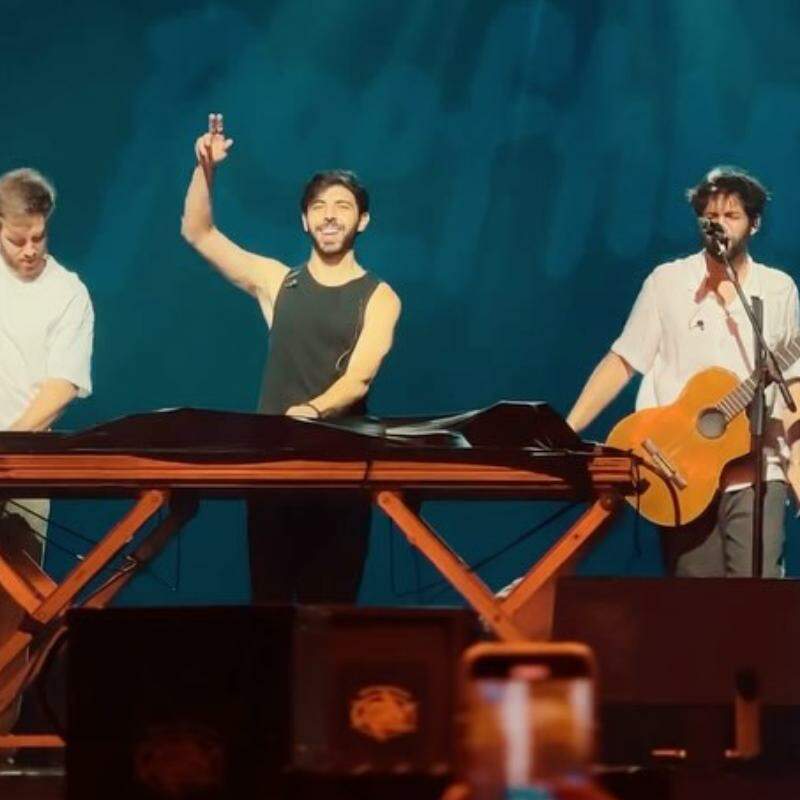 Além da transmissão do jogo do Brasil, trio Rooftime é atração inédita