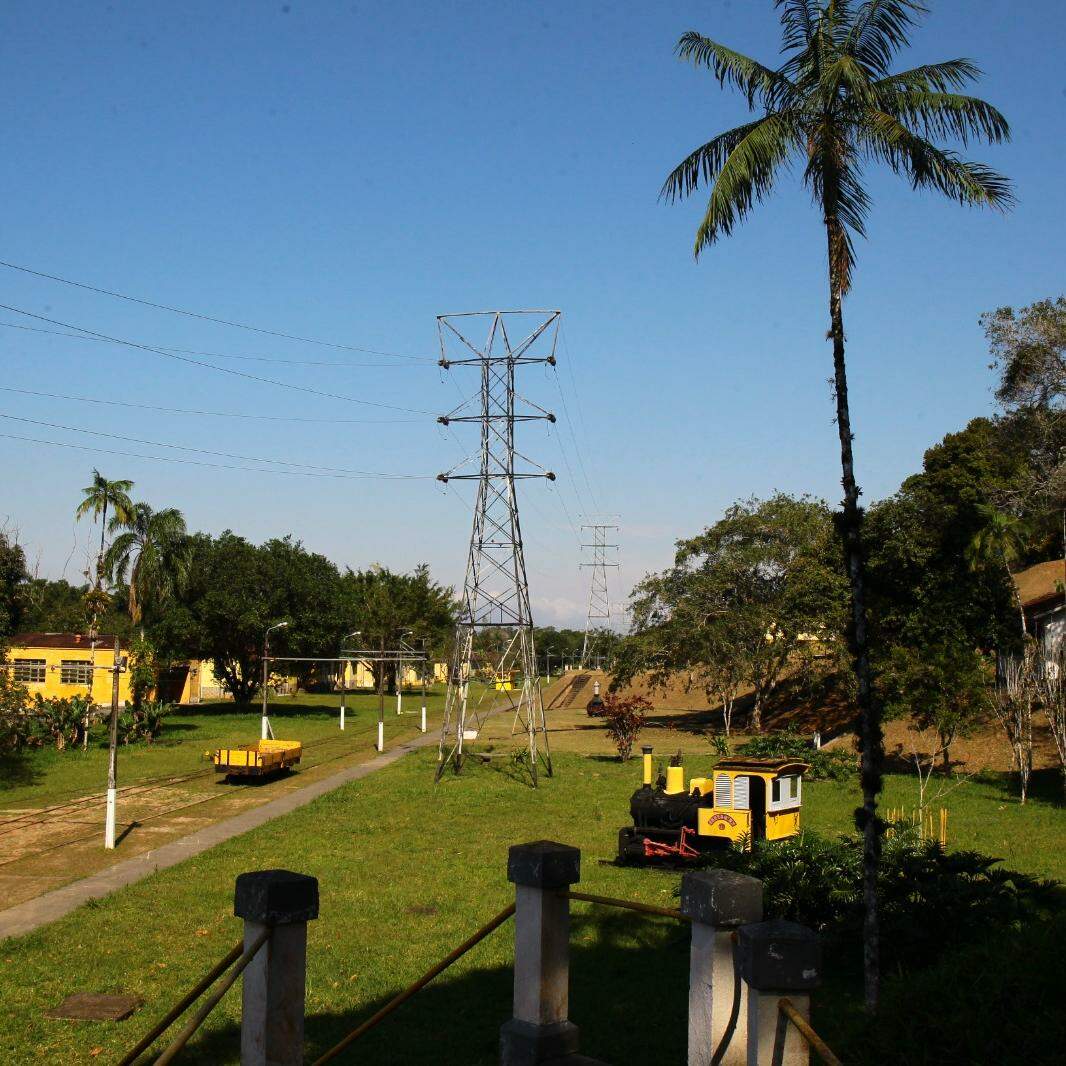 Usina de Itatinga, que gera eletricidade ao Porto de Santos, é exemplo