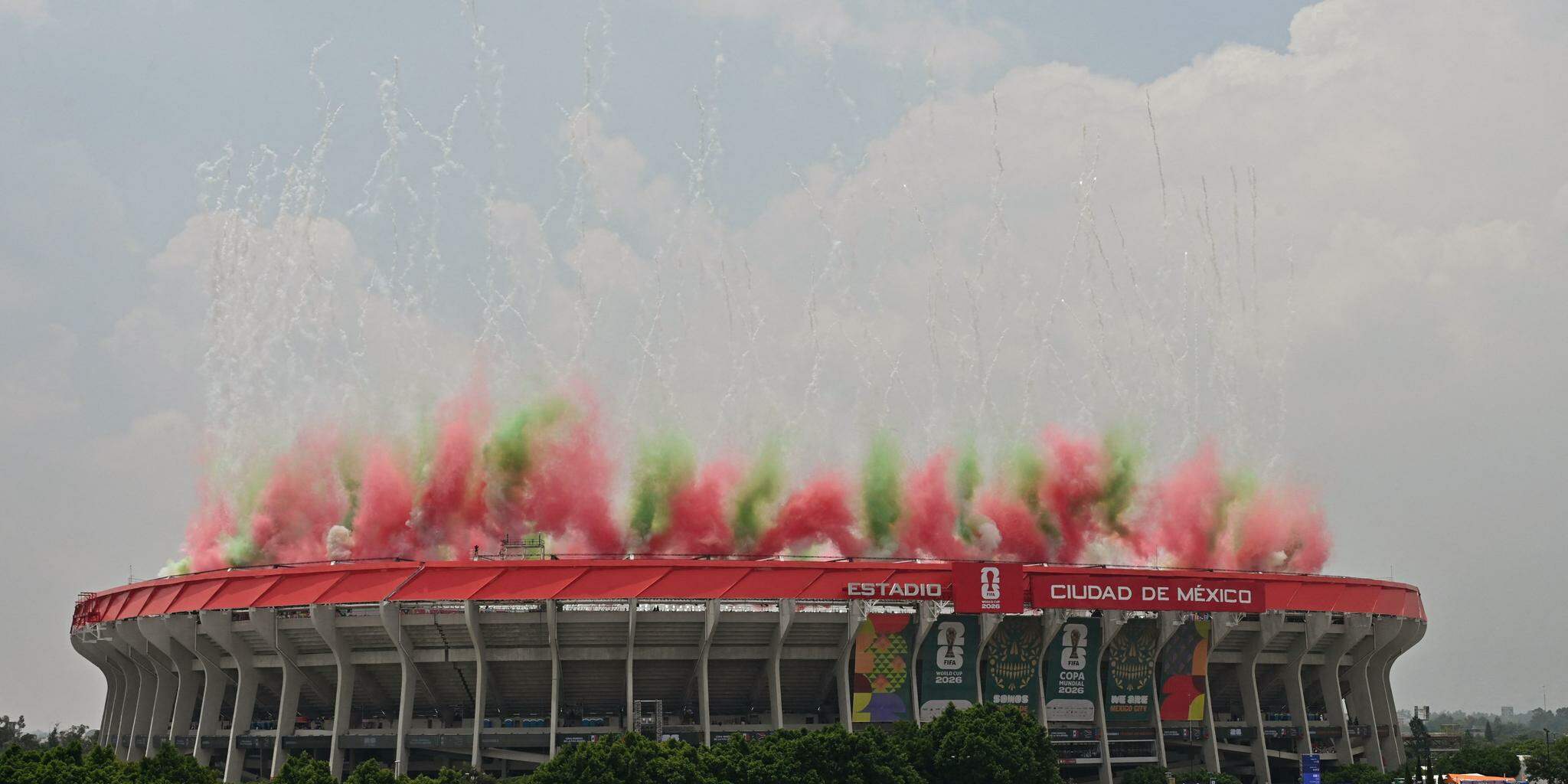 Abertura da Copa 2026 emociona o Estádio Azteca, no México
