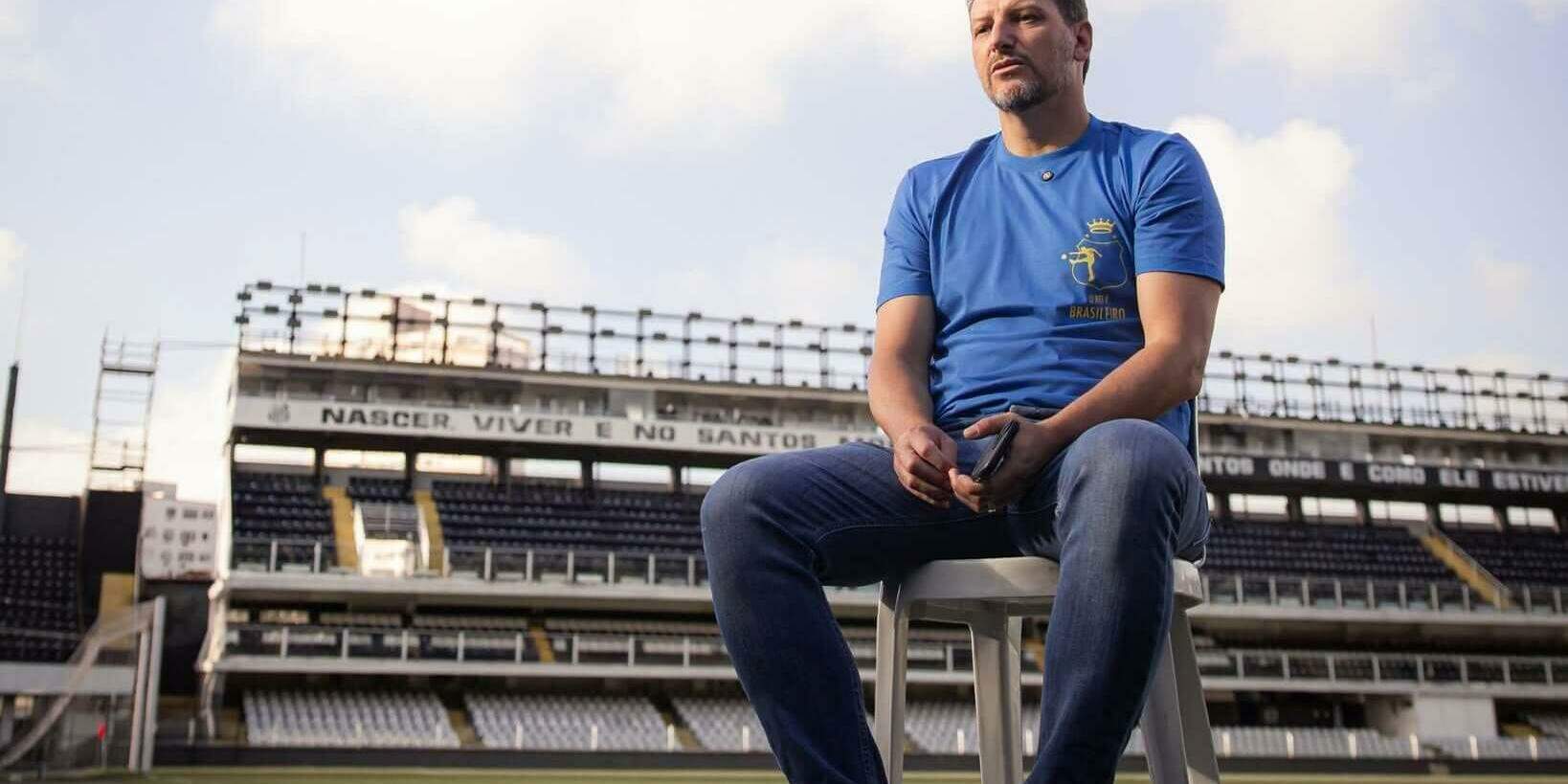 Elano, que disputou a Copa de 2010, na África do Sul, conta sua trajetória no primeiro episódio da série