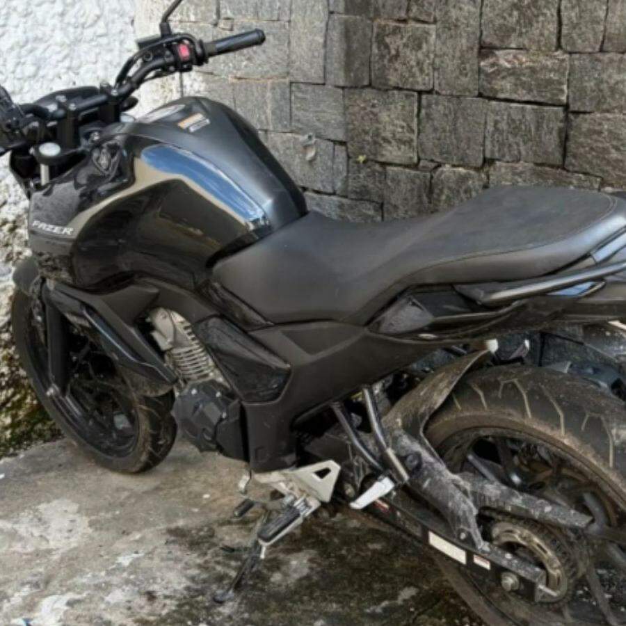 Veículo foi recuperado no bairro Aparecida