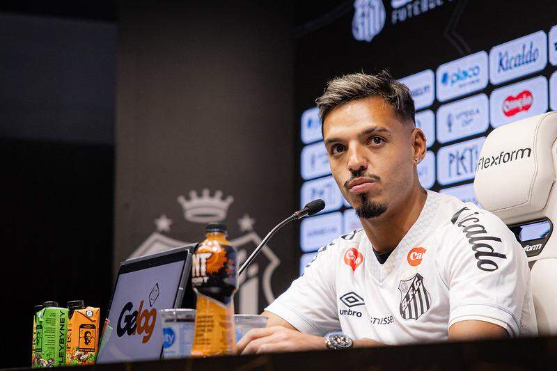 Apresentado em janeiro, Gabriel Menino sofreu com lesões, fez só 15 jogos, mas é aposta para o segundo semestre