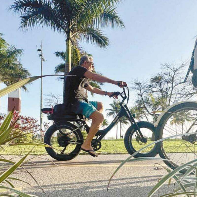 Bicicleta elétrica em Santos: veículos vêm ganhando espaço entre o público e puxando produção nacional