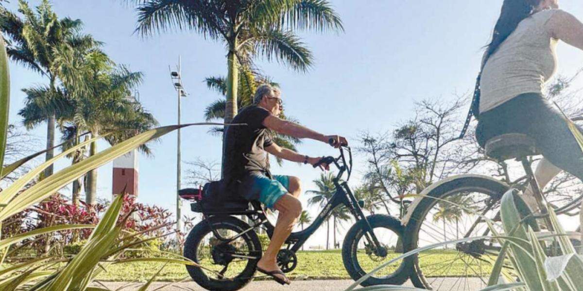 Bicicleta elétrica em Santos: veículos vêm ganhando espaço entre o público e puxando produção nacional